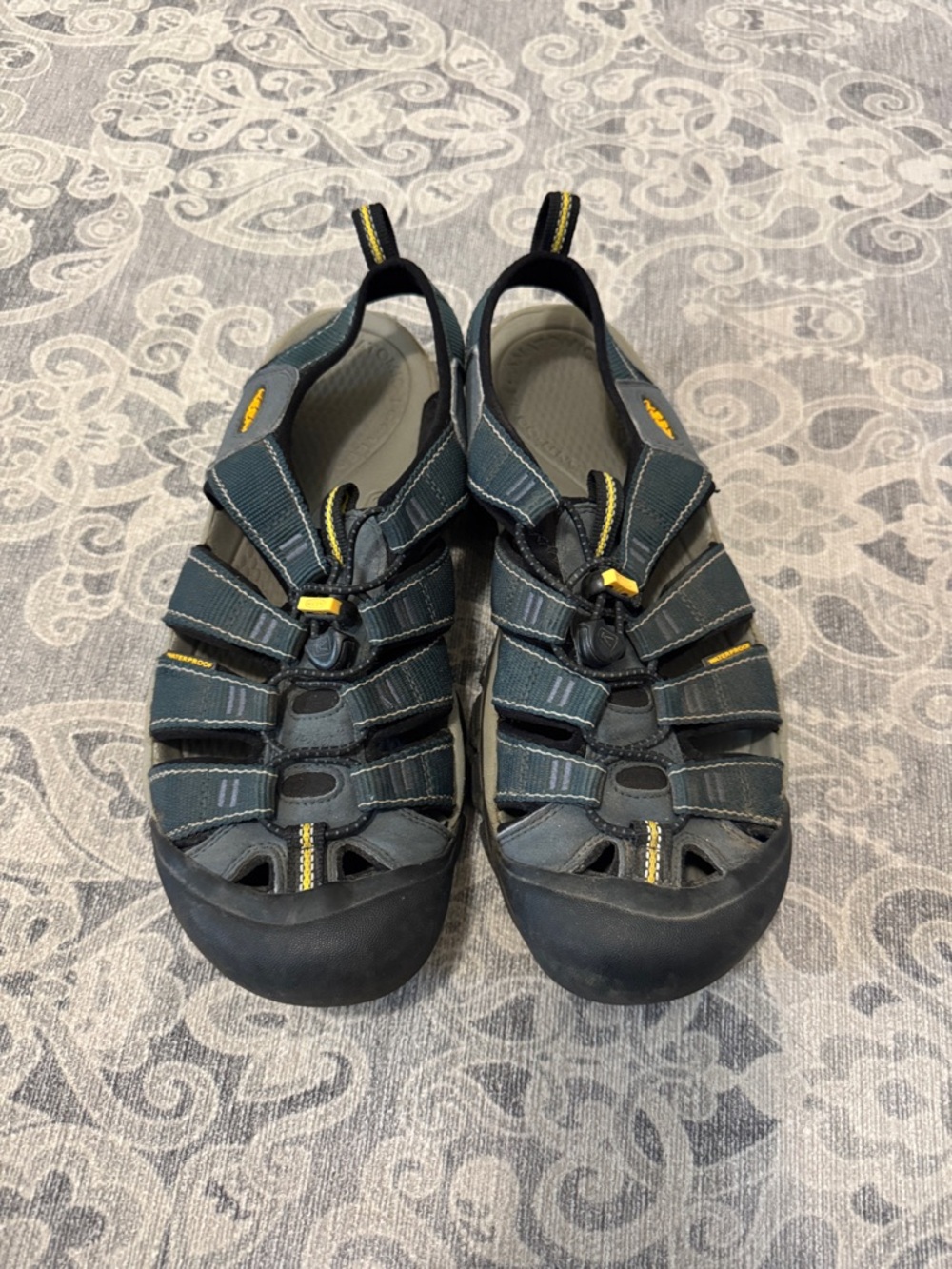 Keen Navy sandals, size 9.5